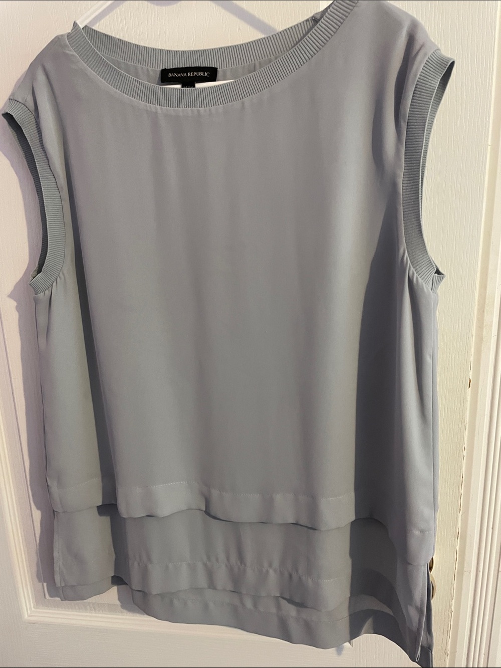 Banana Republic Grey Layered Sleeveless Tunic Top - Size Medium